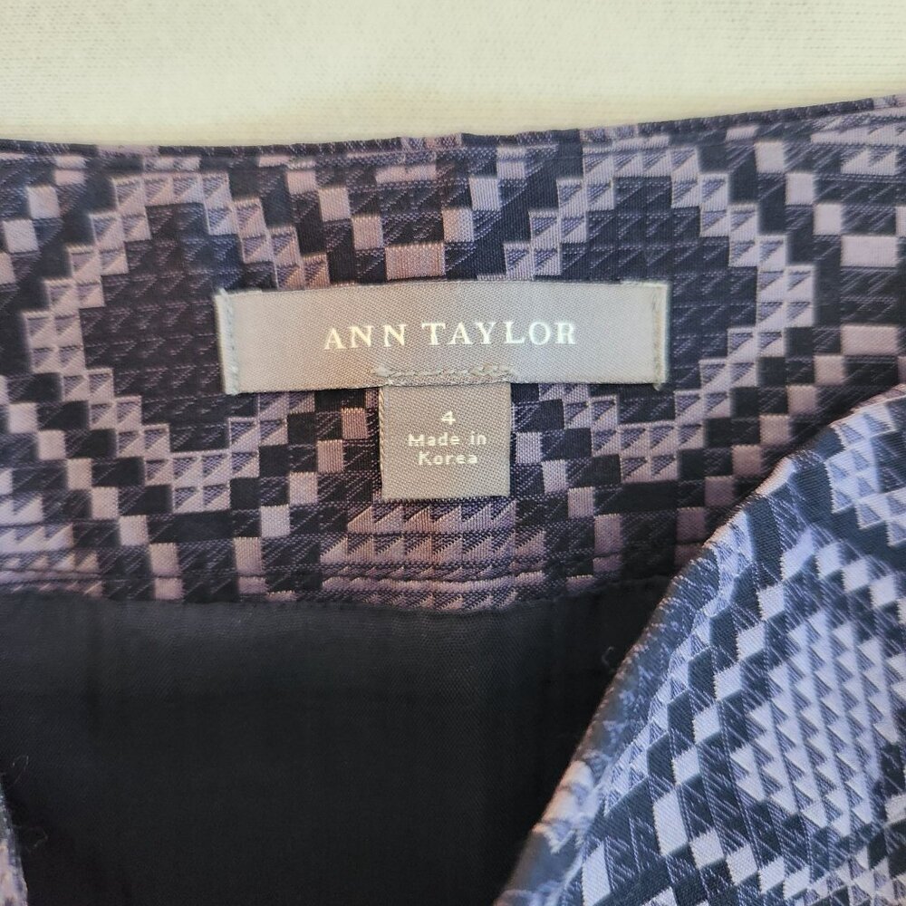 Ann Taylor Pleated Purple Navy Geometric A-Line Skirt Preppy Academic Office - Picture 5 of 8